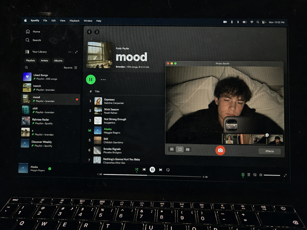 Nocturnal Desktop Aesthetic example 2