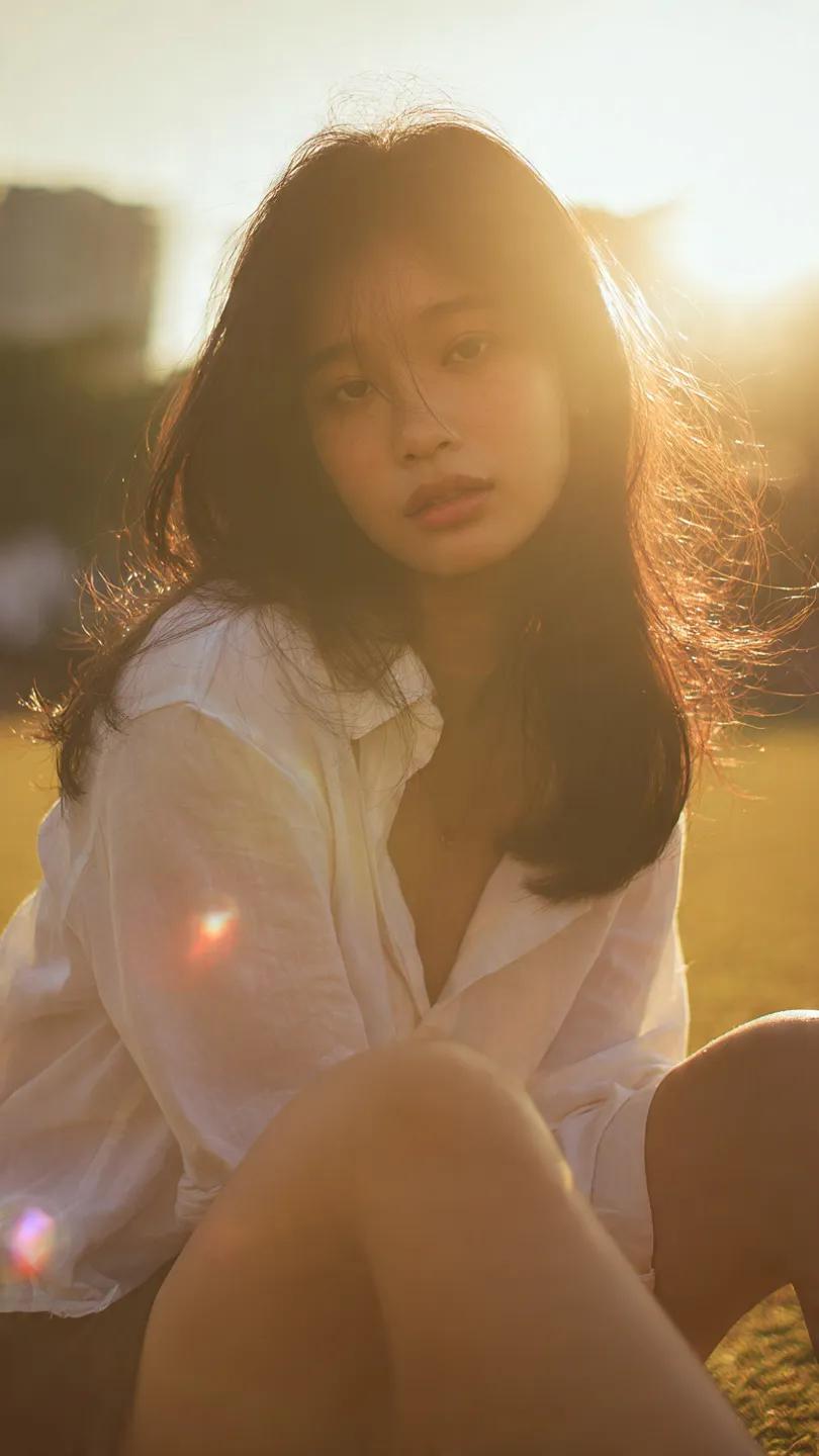 Golden Hour Grass Portrait — Wong Kar-wai Inspired Nano Banana