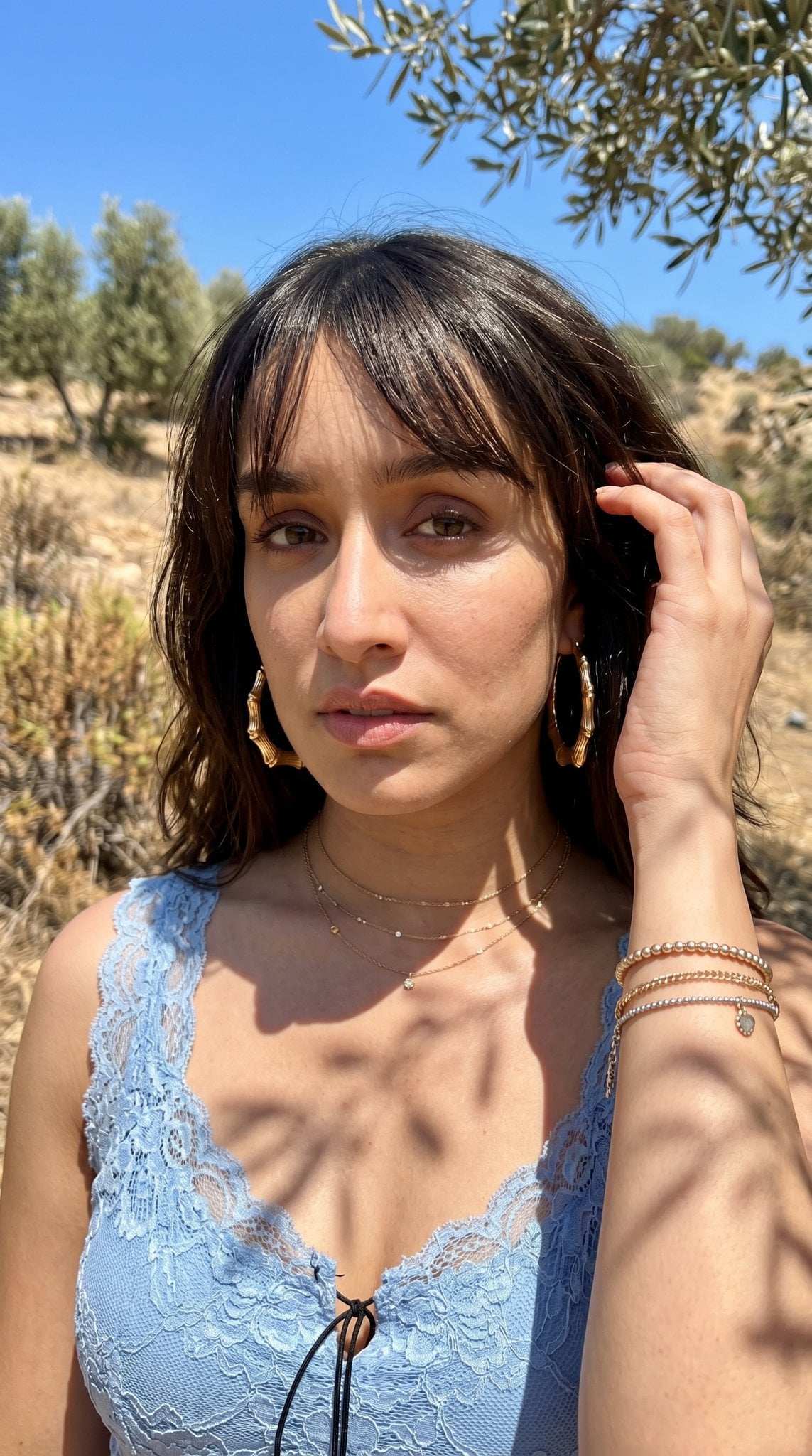 Hyper-Realistic Outdoor Portrait — 35mm Natural Light
