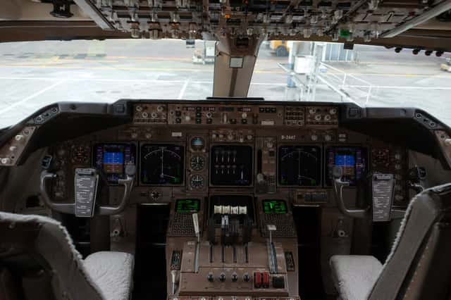 Photorealistic Boeing 747 Cockpit preview