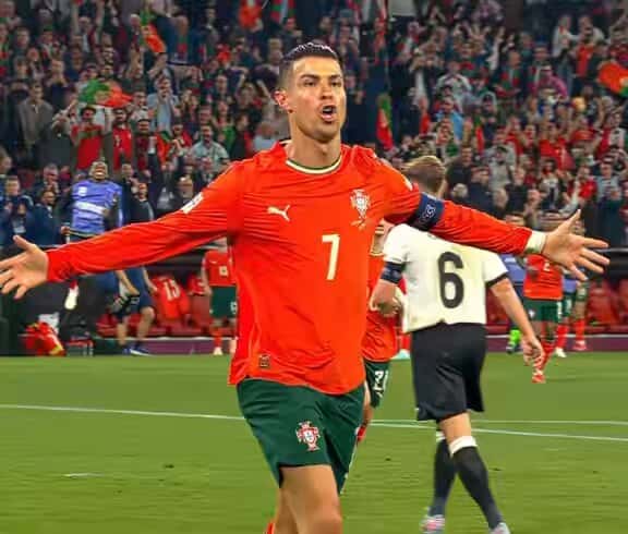 Epic Moments of the Best Football Player preview