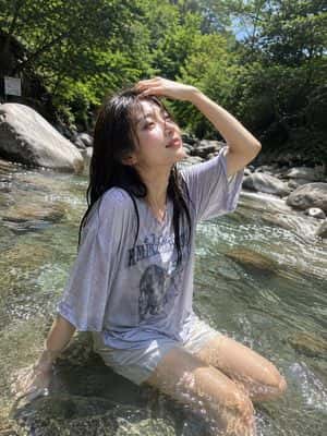 Candid Mountain Stream Photography preview