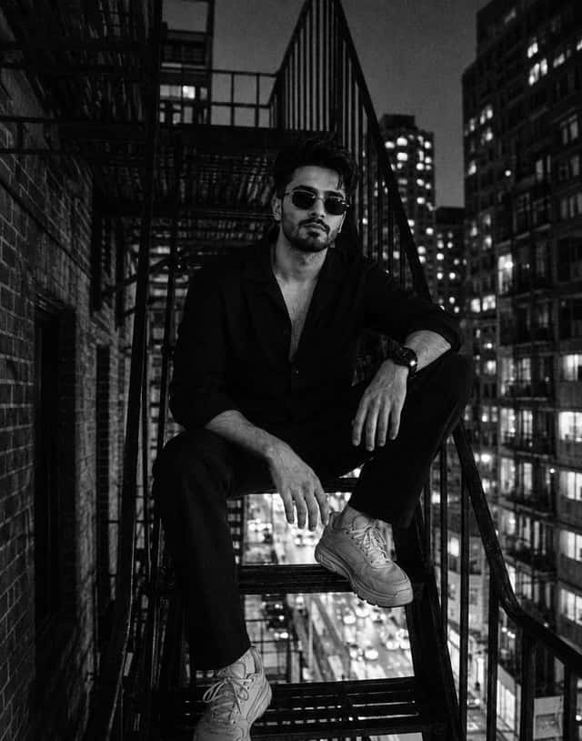 B&W Night Street Fashion Portrait preview