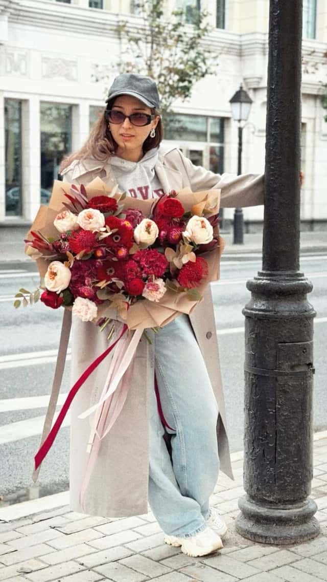 Urban Street Style Florals preview
