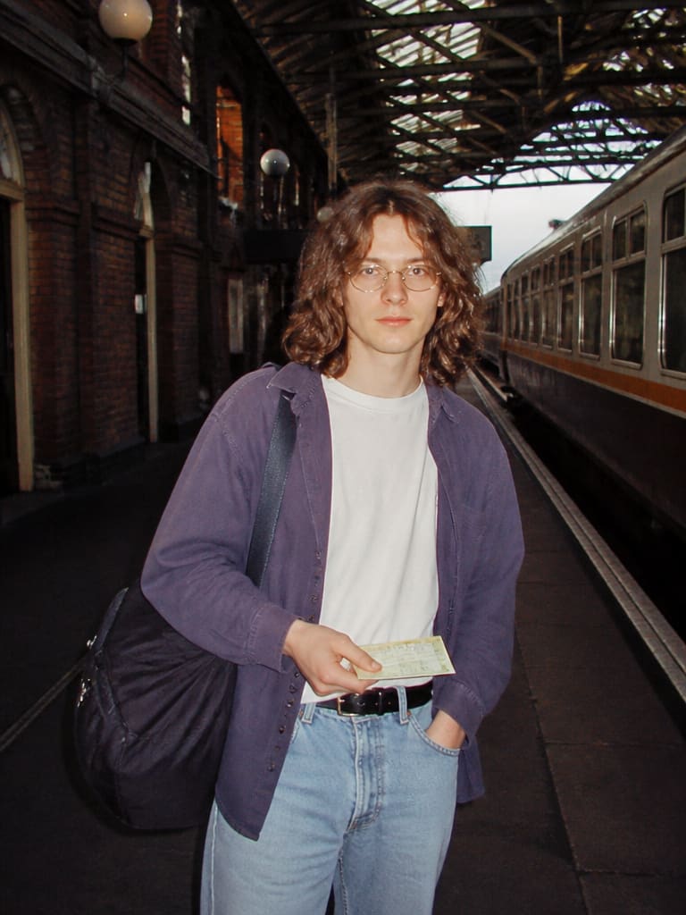 AI-generated sample for “90s Train Station”