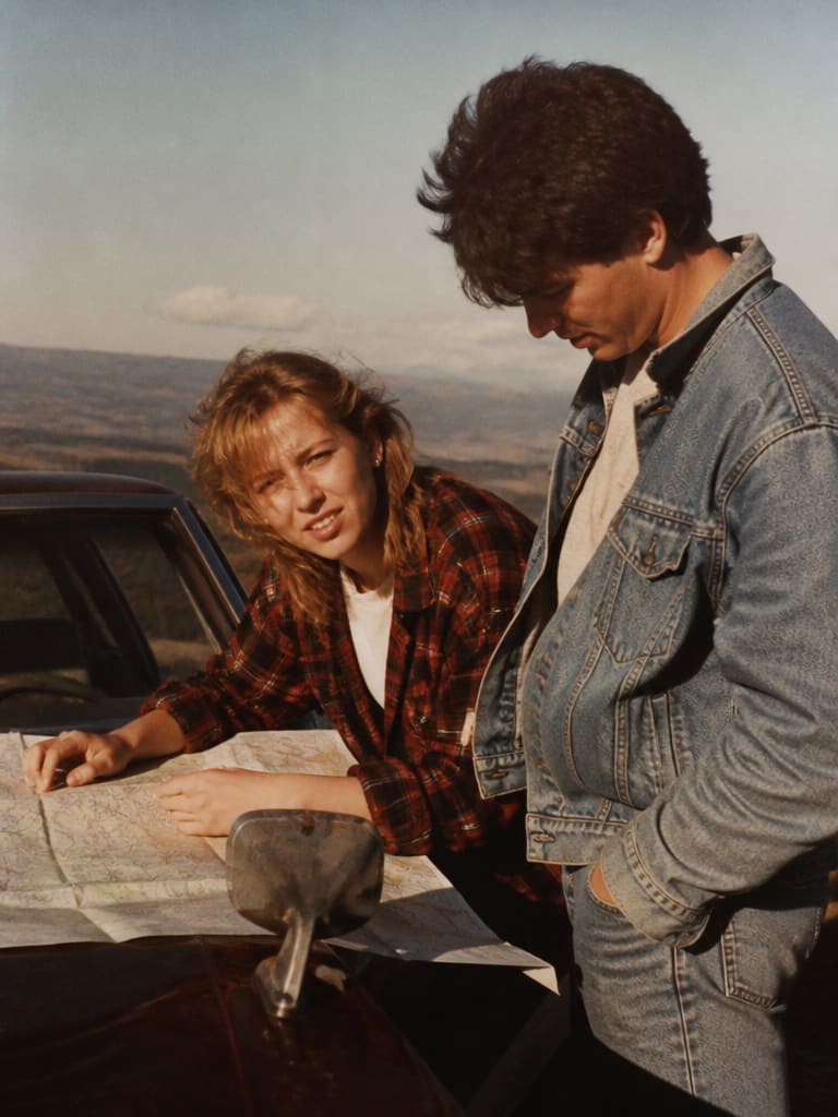 AI-generated sample for “1980s Road-Trip Print”