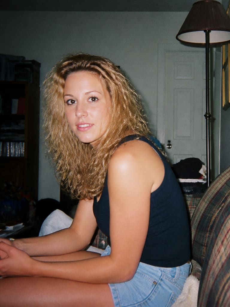 AI-generated sample for “1990s Point-and-Shoot Snapshot”