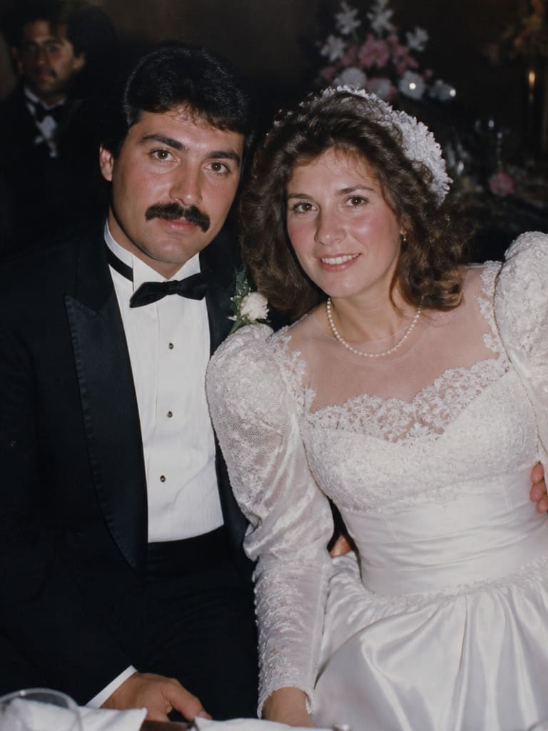 AI-generated sample for “1980s Wedding Album”