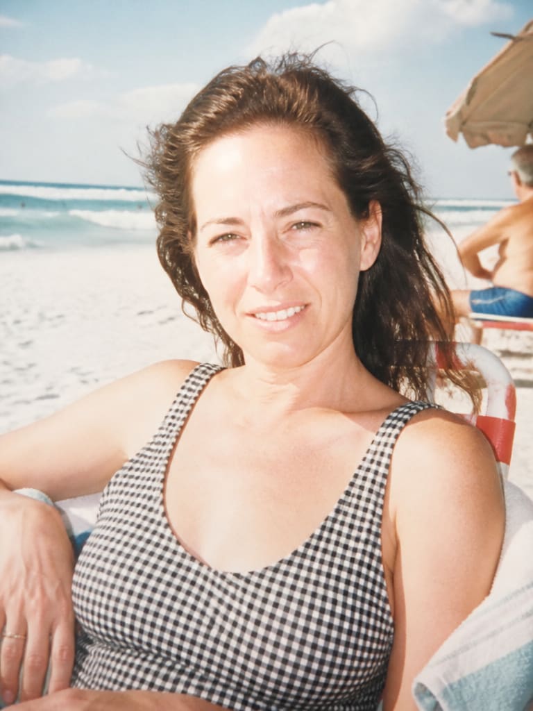 AI-generated sample for “1990s Beach Snapshot”