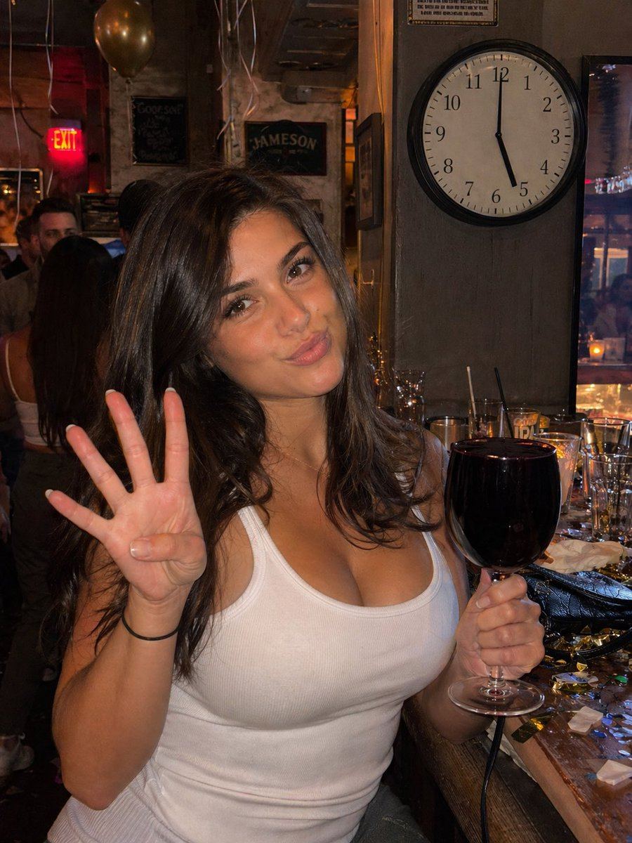 AI-generated sample for “Candid Bar Photo with Four Fingers”