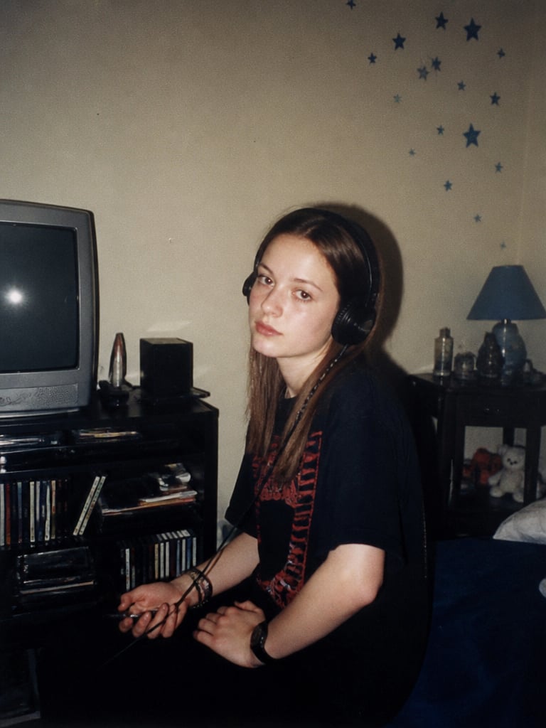 AI-generated sample for “90s Bedroom With a CRT”