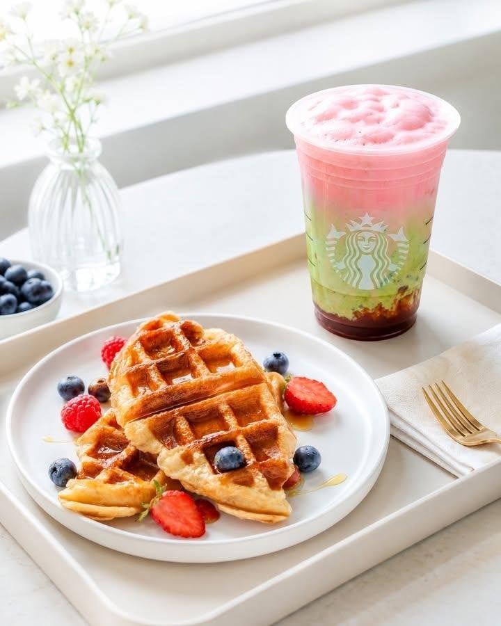 Modern Cafe Food Product Tray Photography