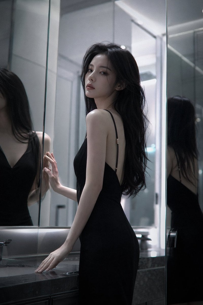 Atmospheric cold glamor mirror portrait