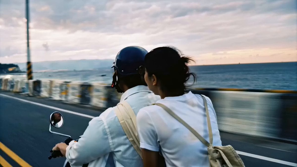 Nostalgic Taiwan Seaside Romance Film