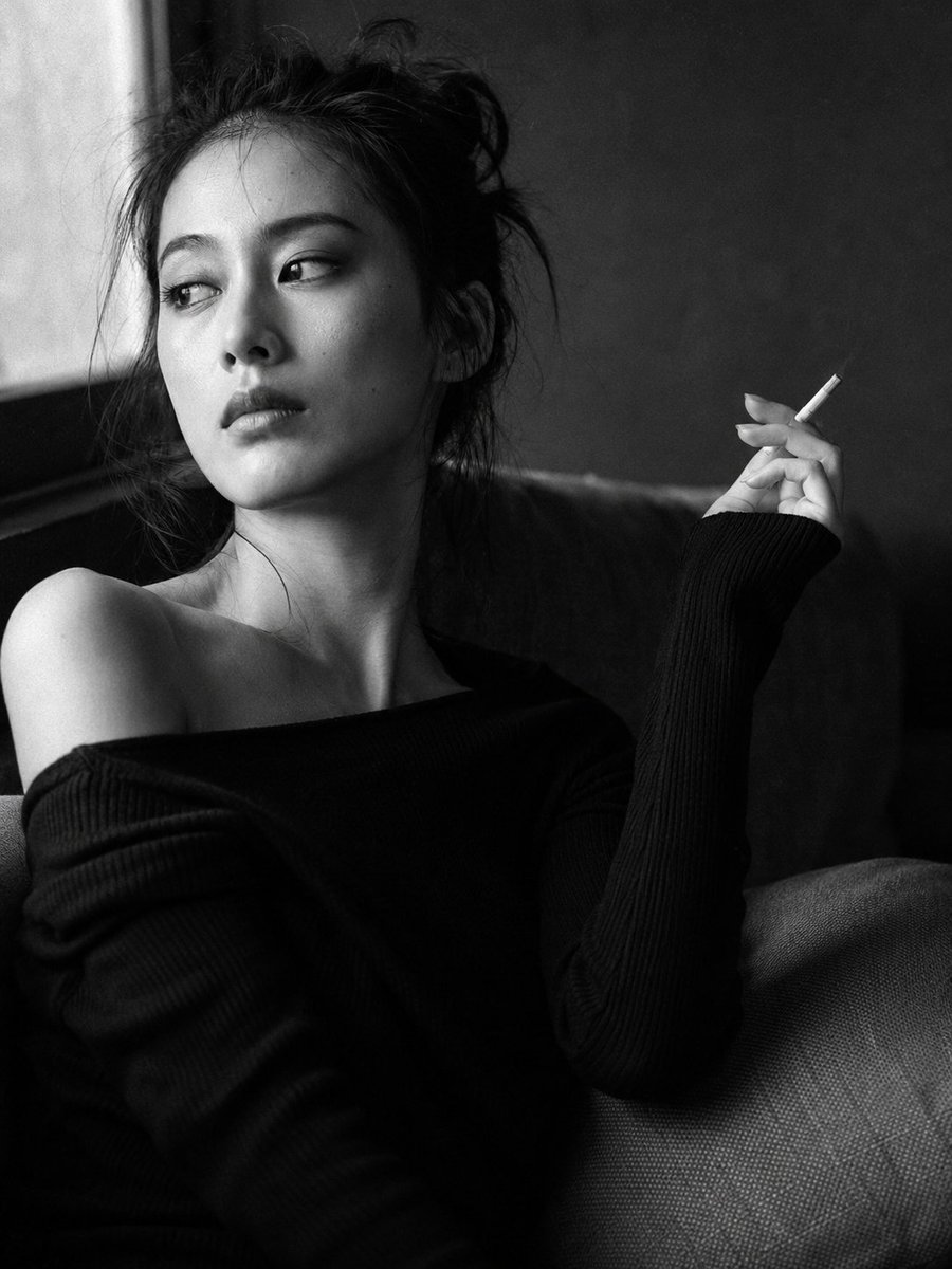 Black and White Japanese Portrait — AI image template example
