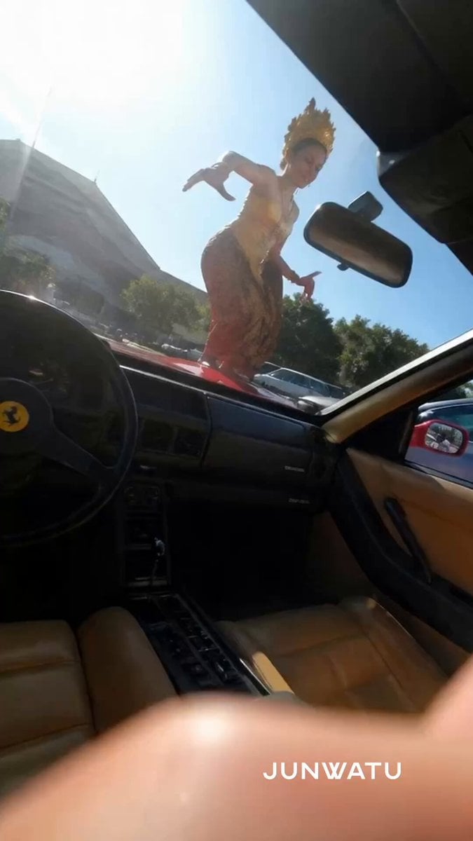 Amateur 80s footage of Ferrari dance
