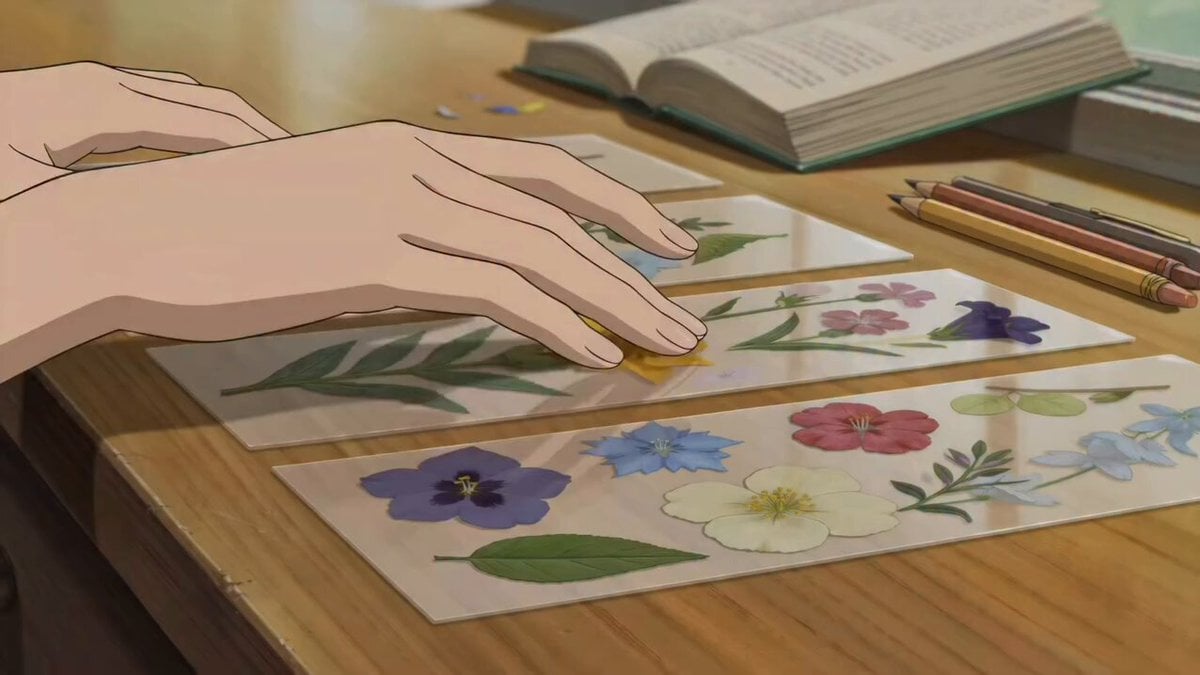 ASMR Pressed Flower Bookmark Animation