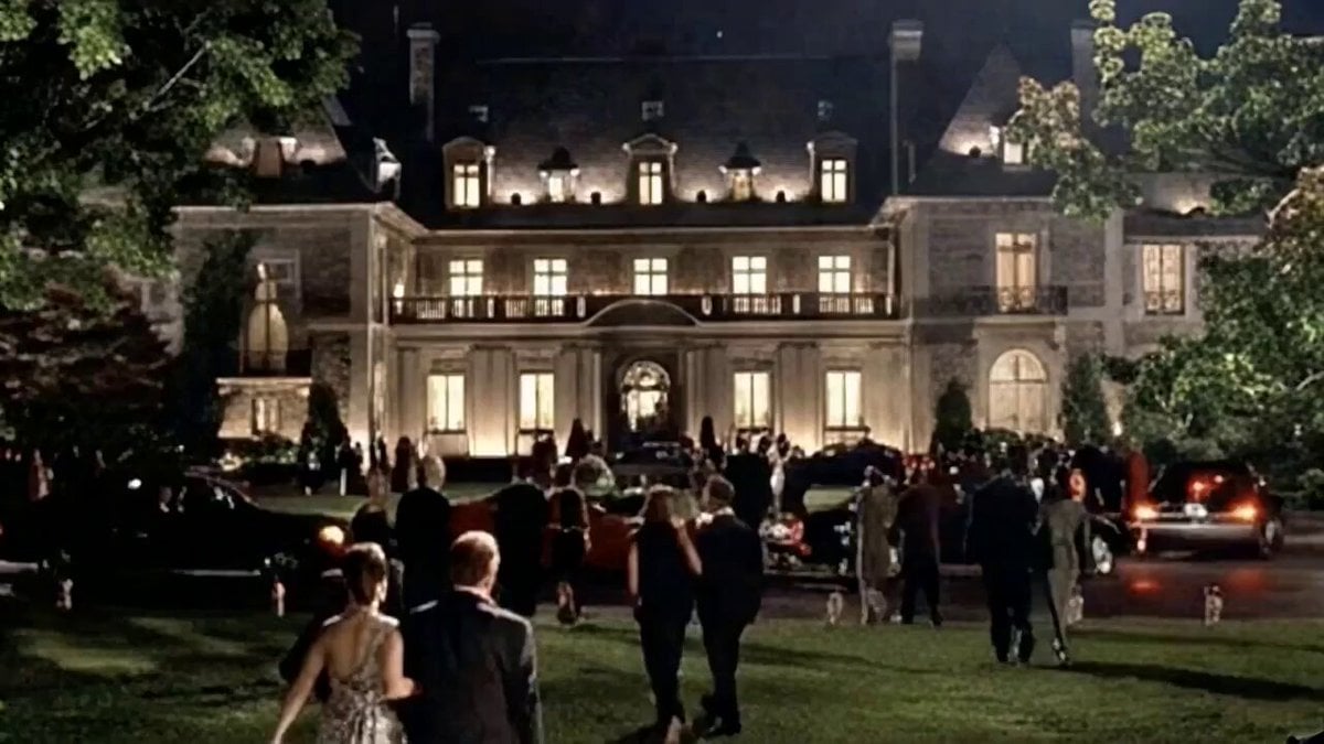 Multi-Camera Opening Scene for Eyes Wide Shut 2