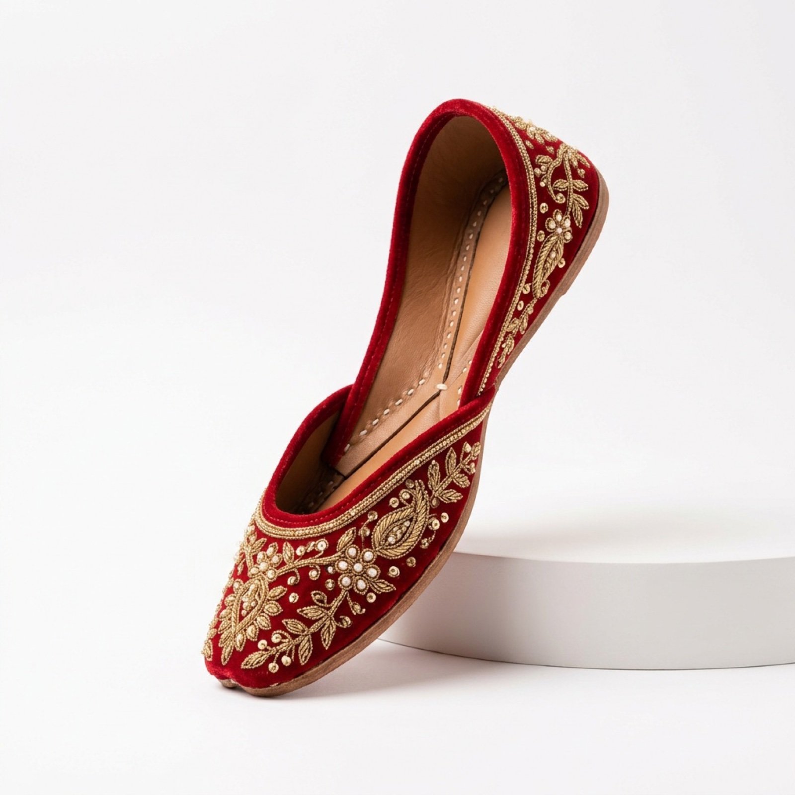 Commercial Product Photography and Video Prompt for Traditional Jutti