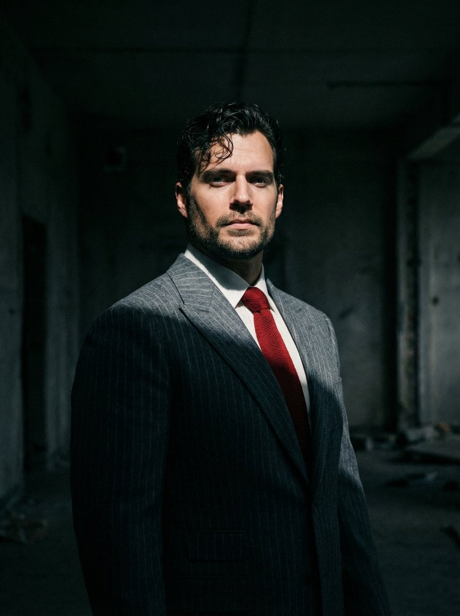 Dramatic Cinematic Low-Angle Portrait Prompt (Reference Image Required)