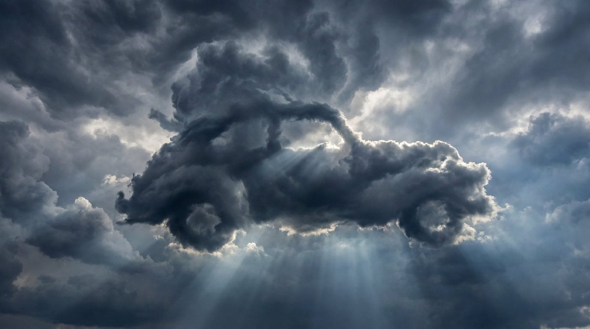 Dramatic Cloud Formation Illusion