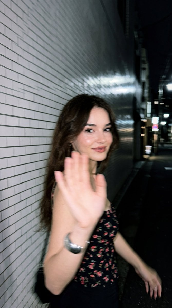 Candid Night Smartphone Photography
